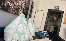 City Life Apartment!
